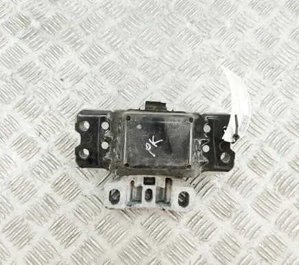 Volkswagen Jetta VI Engine mount bracket 1K0199555CC