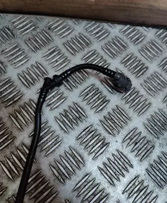 Renault Laguna III Fuel line pipe