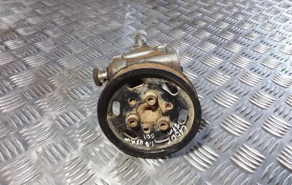Volkswagen Caddy Power steering pump