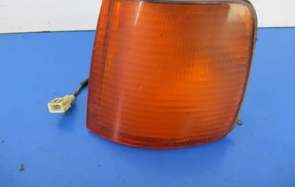 Volkswagen PASSAT B3 Front indicator light