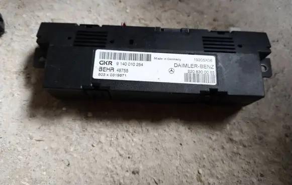 Mercedes-Benz S W220 Other control units/modules 2208300085