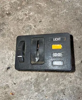 BMW 7 E23 Light switch 1372023