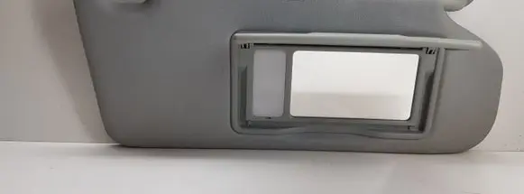 Mitsubishi Outlander Sun visor
