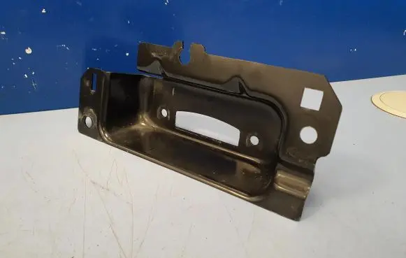 Peugeot 508 RXH Tailgate/boot lid lock trim 88137701