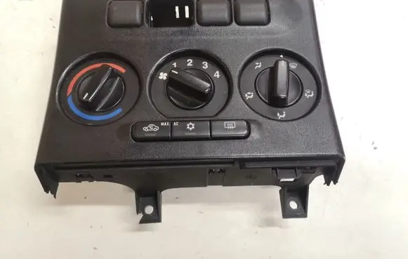Opel Zafira A Climate control unit 90559839