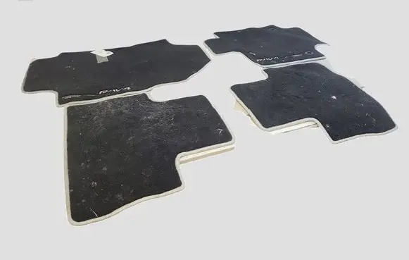 Toyota RAV 4 (XA50) Car floor mat set