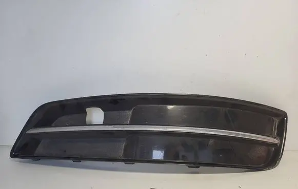 Audi A3 S3 8P Front bumper lower grill 8P0807681