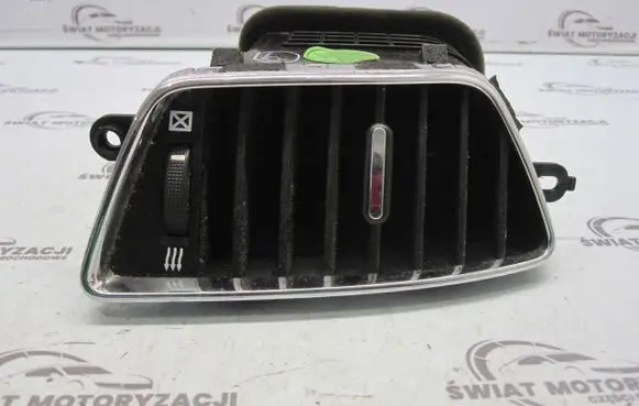Chevrolet Captiva Dashboard side air vent grill/cover trim 96962073
