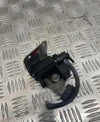 BMW 5 E60 E61 Turbo solenoid valve 7805391 70206301