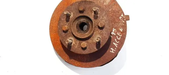 Hyundai Accent Front brake disc ventiliuojamas