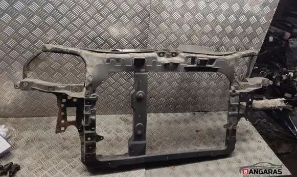 Nissan Primera Radiator support slam panel