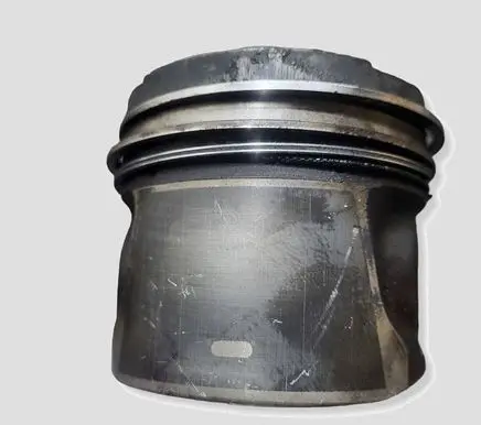 Volvo S60 Piston D5244T4