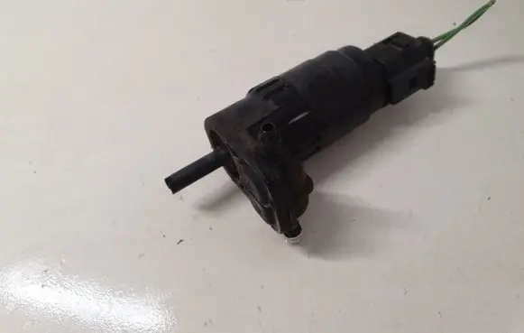 Seat Altea XL Windscreen/windshield washer pump 1K6955651