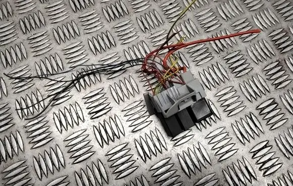Volvo V70 Relay mounting block 6G9T14B192AA V23134J52X346
