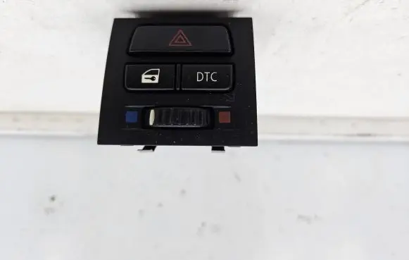 BMW 3 E90 E91 Hazard light switch 9132421