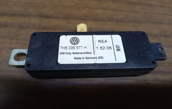Volkswagen Multivan T5 Aerial antenna amplifier 7H5035577H 15206