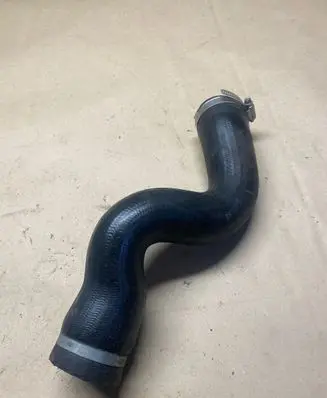 Ford Focus Intercooler hose/pipe CV616K863AE