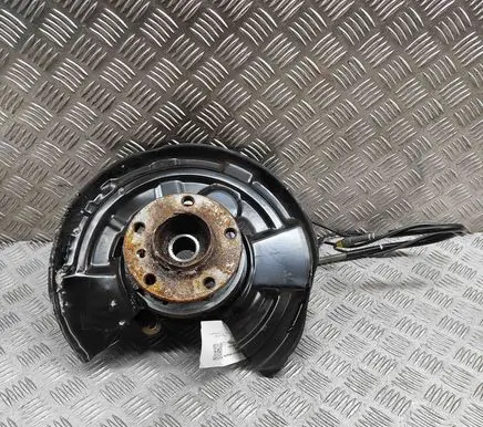 BMW 2 F22 F23 Rear wheel hub 6792516