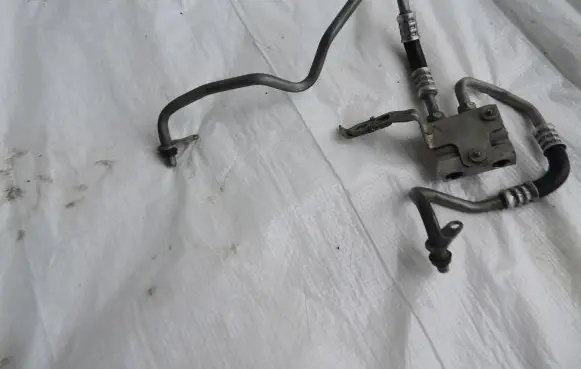 Ford Kuga II Gearbox oil cooler pipe/hose 