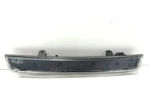Citroen C4 Cactus Third/center stoplight 9804687380