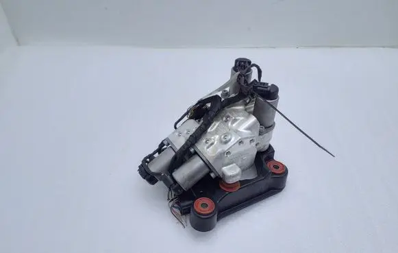 BMW 5 F10 F11 Air suspension compressor 6775258 10641010
