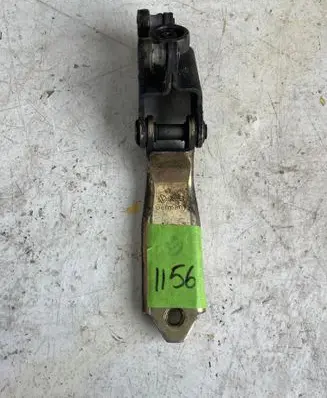 Volkswagen Transporter - Caravelle T4 Sliding door middle roller runner 701843336A 701843335A