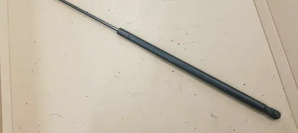 Audi A3 S3 A3 Sportback 8P Front bonnet/hood damper/strut 8P0823359