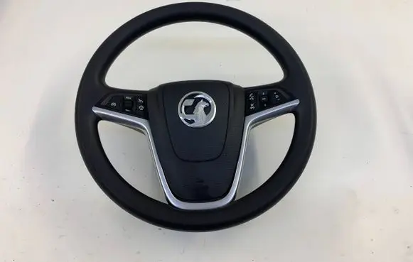 Opel Zafira C Steering wheel 0060002736 13351039