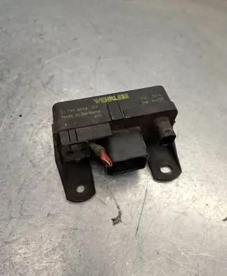 Glow plug pre-heat relay