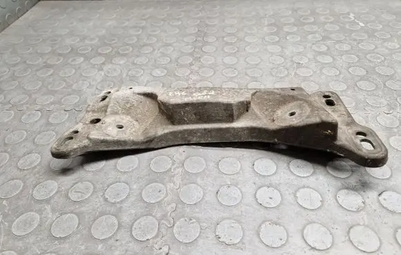 BMW 3 E46 Gearbox mounting bracket 6760531