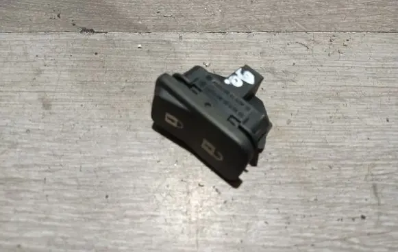 Volvo V50 Central locking switch button 03451500 30773334 30773333