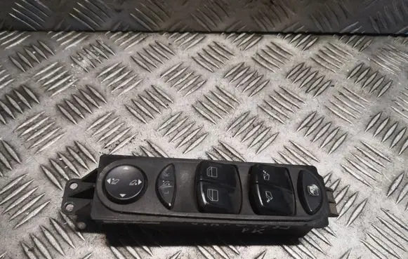 Mercedes-Benz Vito Viano W639 Electric window control switch 6395450513 A6395450513