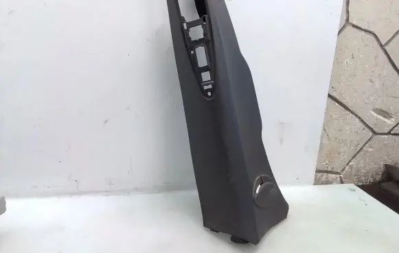 Fiat Ulysse (B) pillar trim (bottom) 1483324077