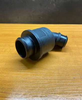 Intercooler hose/pipe