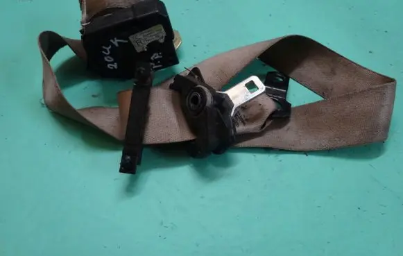 BMW X5 E53 Front seatbelt 8258972