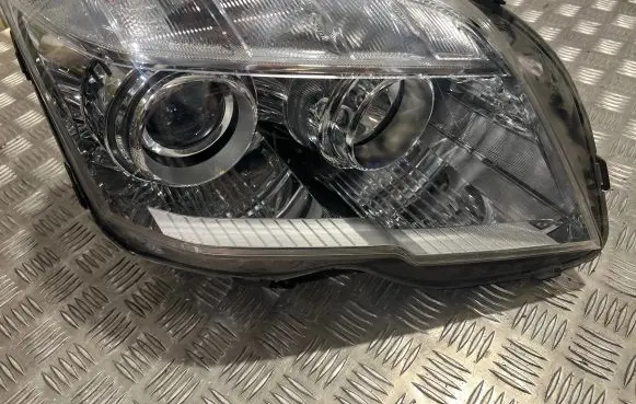 Mercedes-Benz GLK (X204) Headlight/headlamp A2048206959 12518205 A0041001