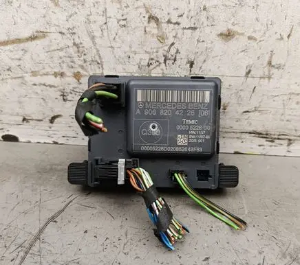 Volkswagen Crafter Door control unit/module A9068204226 00005226D0