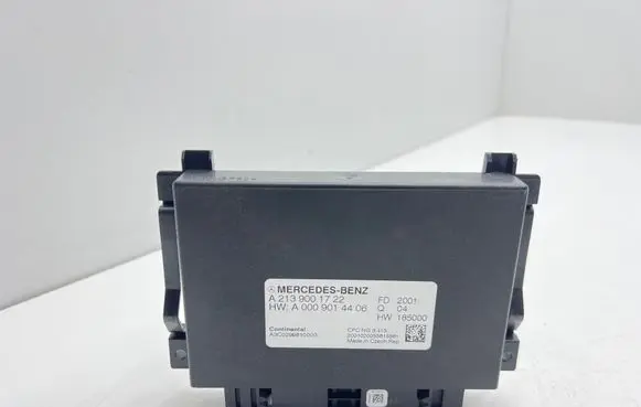 Mercedes-Benz C W205 Gearbox control unit/module A2139001722
