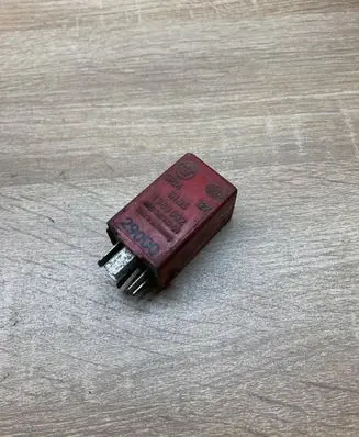BMW 3 E36 Other relay 1389002