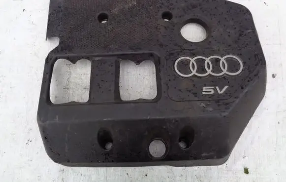 Audi A3 S3 8L Engine cover (trim) 06A103925J