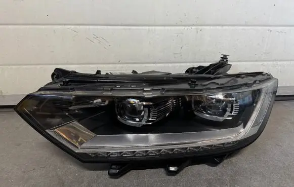 Volkswagen PASSAT B8 Headlight/headlamp 3G1941081H