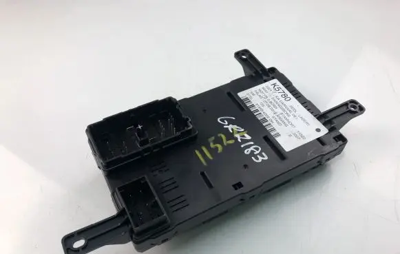 KIA Carnival Fuse box set 919584D060
