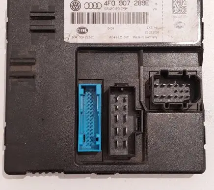 Audi A6 S6 C6 4F Comfort/convenience module 4F0907289E 5DK00876220 4F0910289E