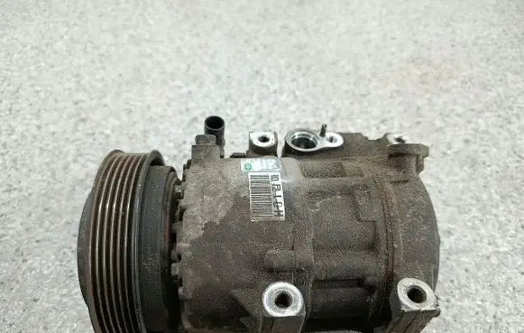 KIA Ceed Air conditioning (A/C) compressor (pump) F500AN6AA0