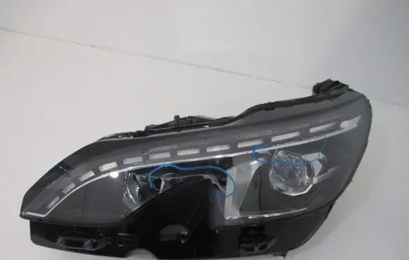 Peugeot 3008 II Headlight/headlamp 9810478580