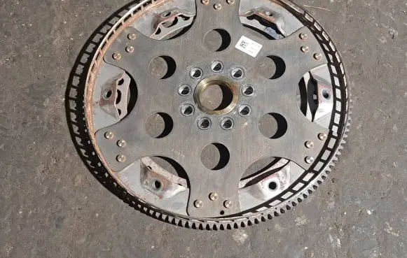 BMW M5 F90 Flywheel 7567151 00026 180116