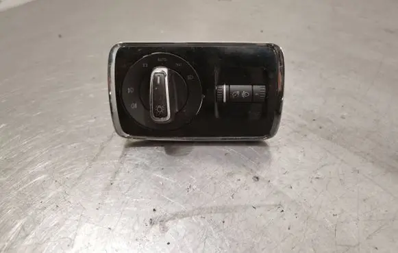 Skoda Superb B6 (3T) Light switch 3t0941431