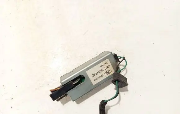 Ford Galaxy Antenna control unit 6m2t18c847ac