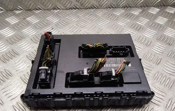 Mercedes-Benz B W245 Comfort/convenience module A1695454332 5DK00872816