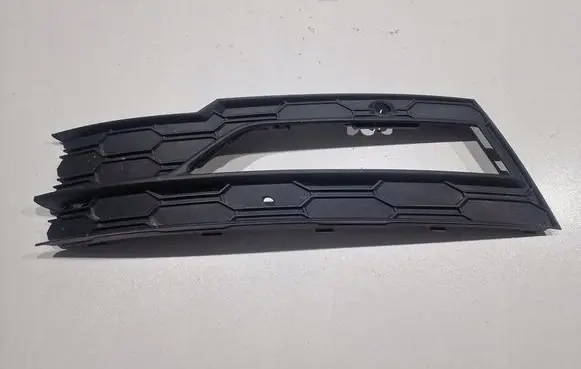 Skoda Octavia Mk4 Front bumper lower grill 5E3807681A